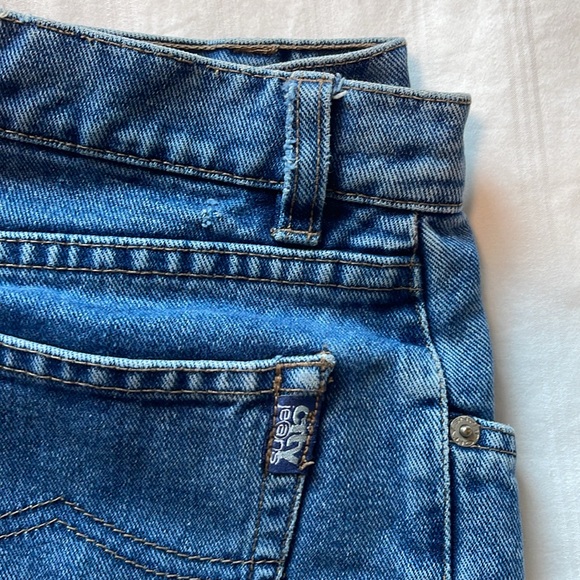 Jeans - Picture 3 of 4